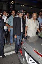 Abhishek Bachchan return from NY in Mumbai Airport on 23rd April 2013 (19).JPG